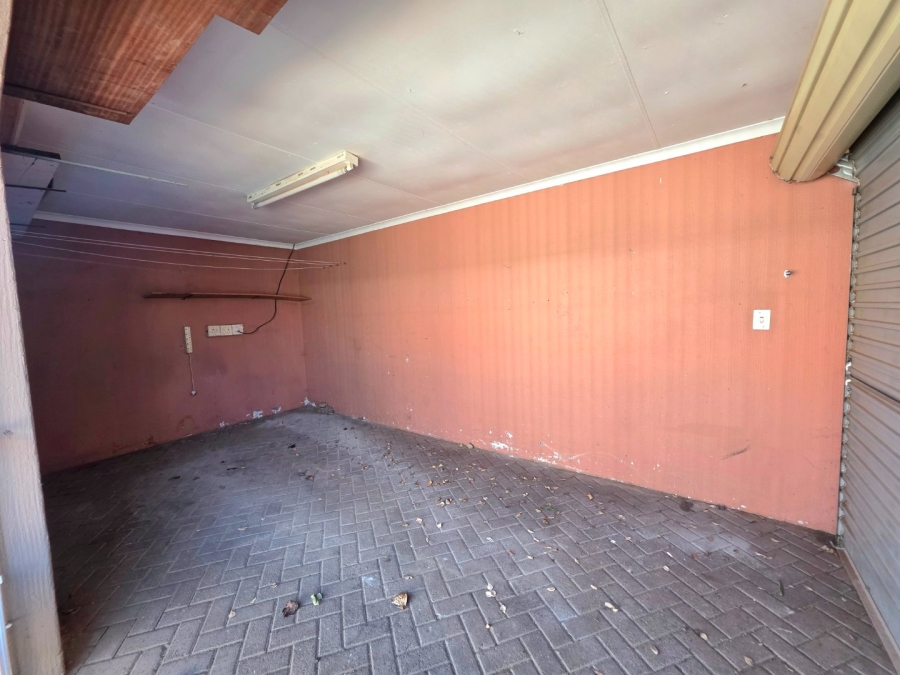 2 Bedroom Property for Sale in Uitsig Free State